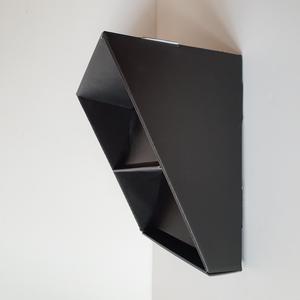 Stillage for cards, books and signs